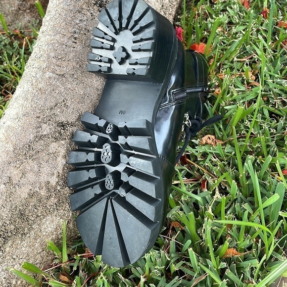 Jeffrey Campbell 🎈sale🎈black boots. Very good condition - Picture 7 of 10